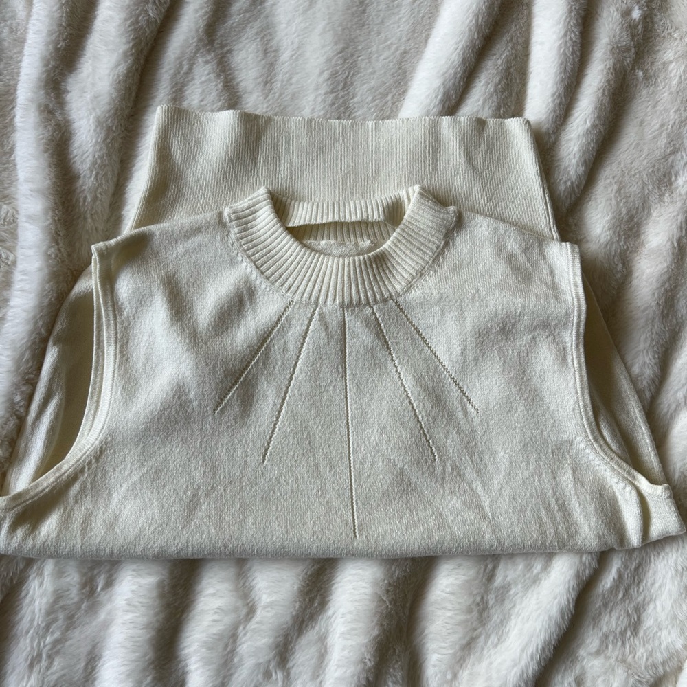 Vintage Mockneck Sweater